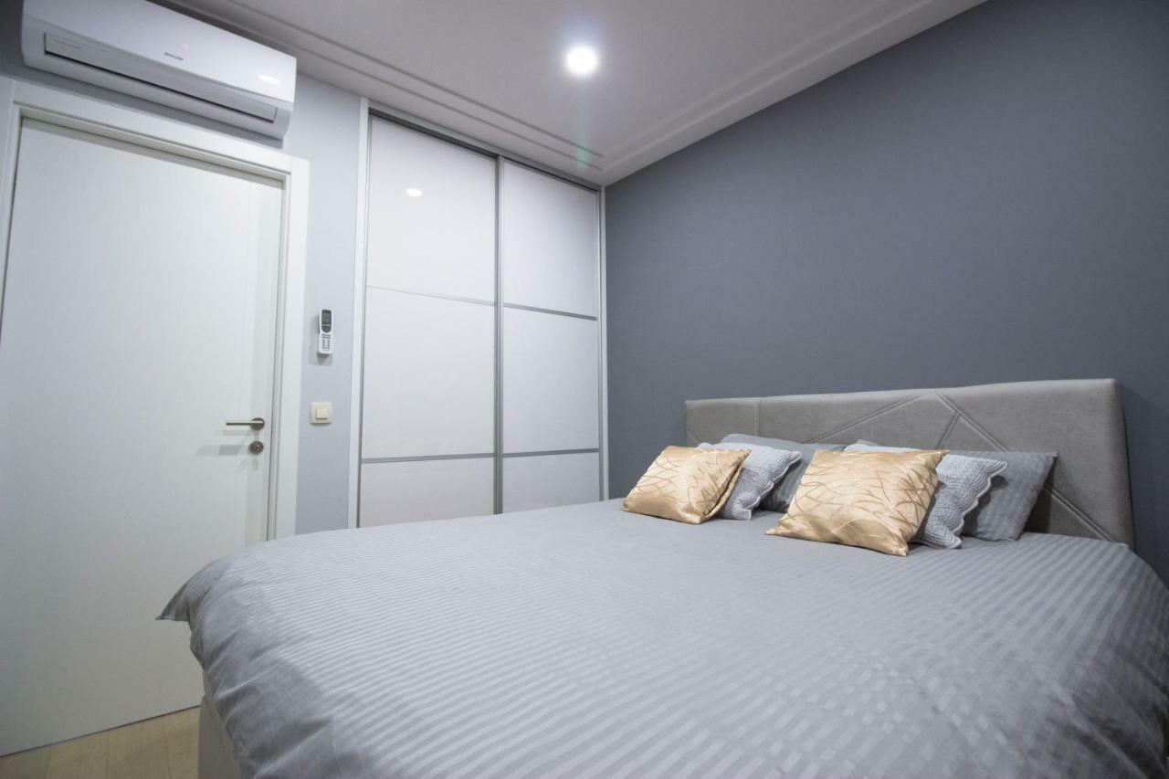 Apartment Deluxe NaNa Makarska Buitenkant foto